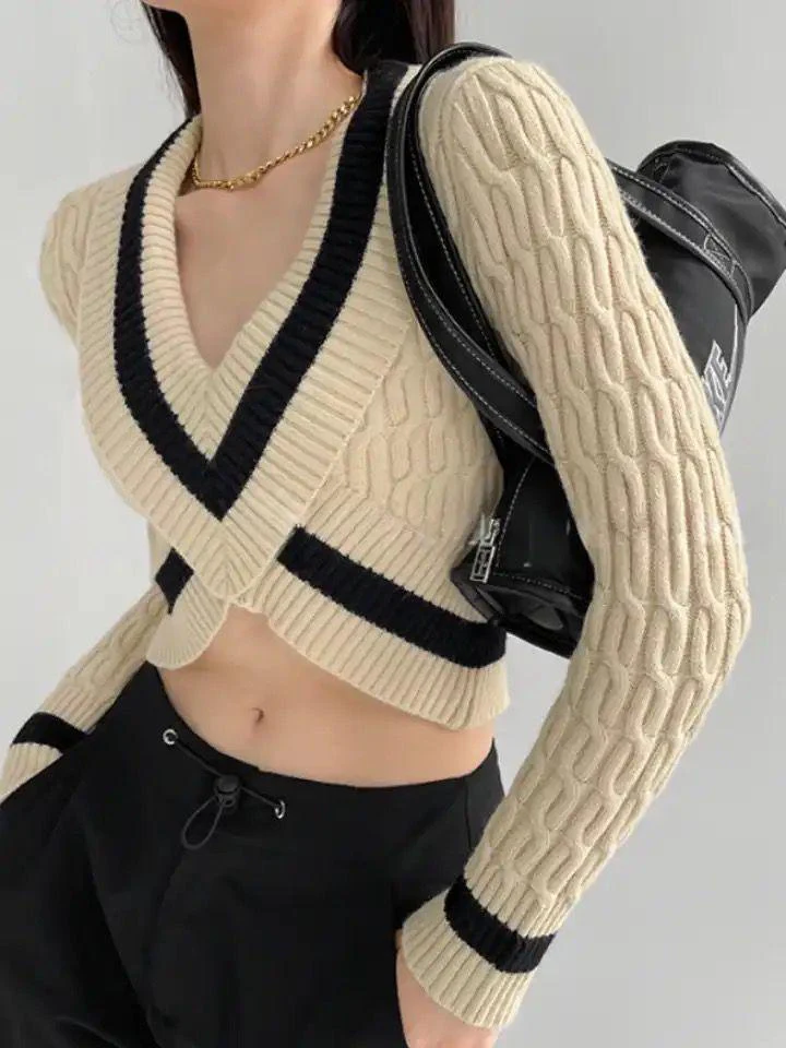 Alaric Ruched Sweaters - Image 2