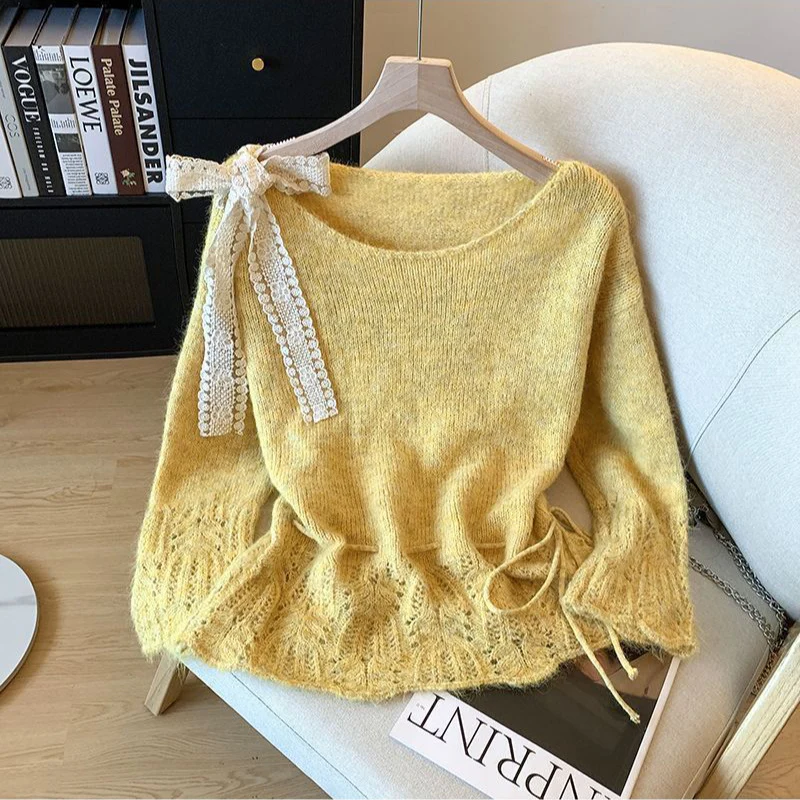 Alessandra Bow Lace Sweater - Image 3
