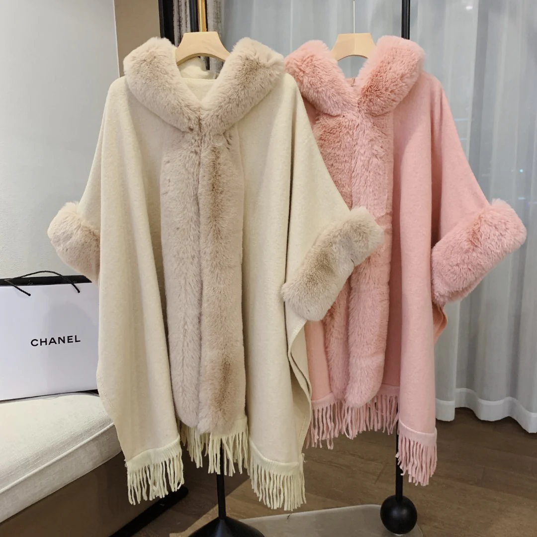 Amelia Fleece Winter Capes With Fur Cap