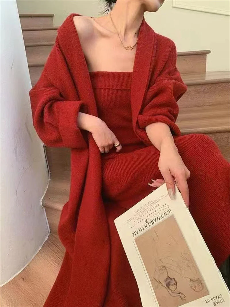 Asta Off Shoulder Dress With Cape - Image 2