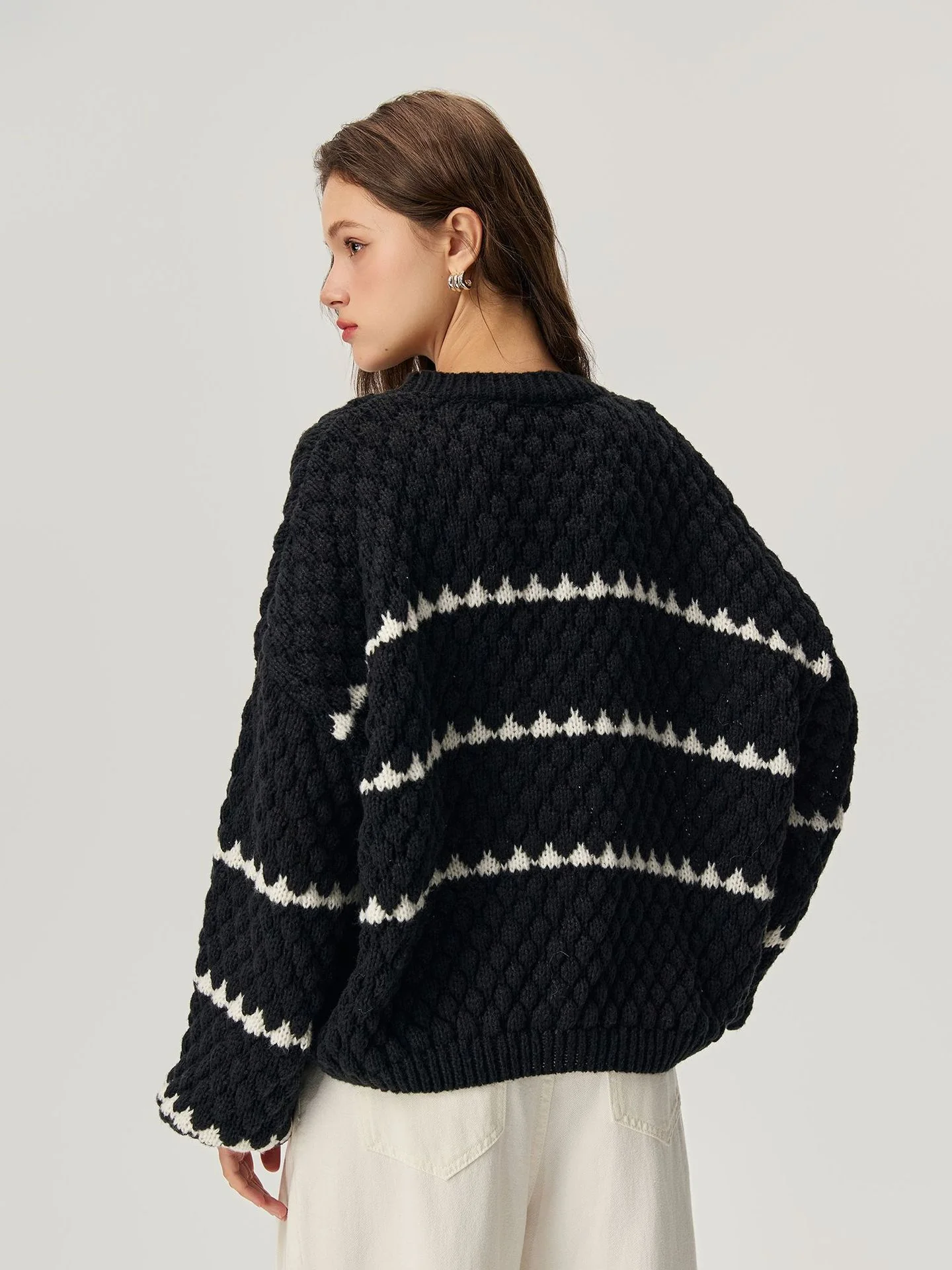 Aubin Statement Pullover - Image 8