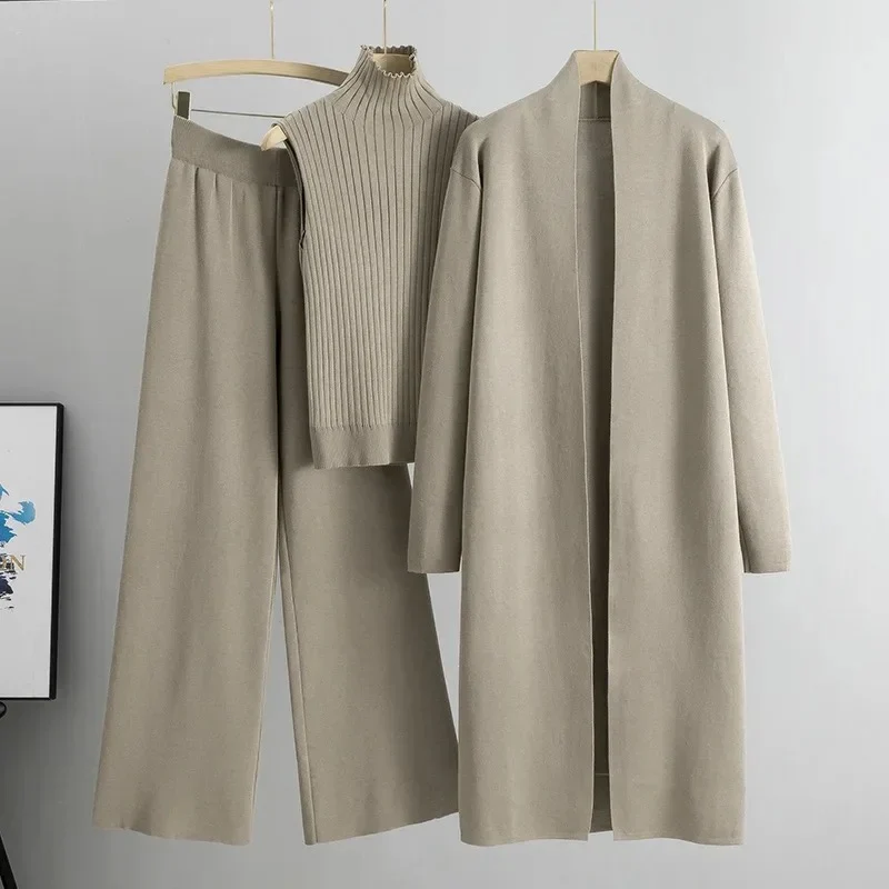 Aubrey Luxe Winter Coord Set with Cape - Image 5