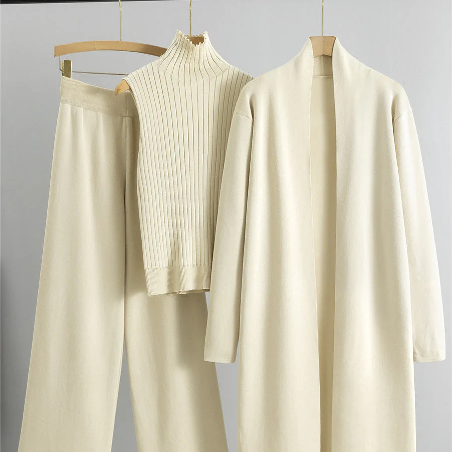 Aubrey Luxe Winter Coord Set with Cape In Beige - Image 2