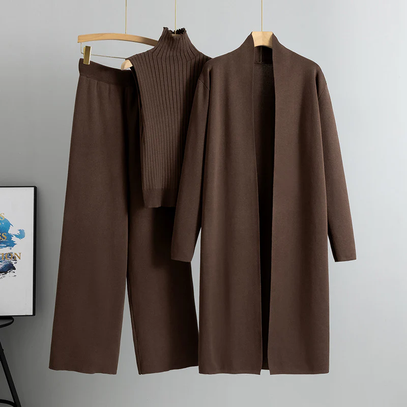 Aubrey Luxe Winter Coord Set with Cape - Image 17