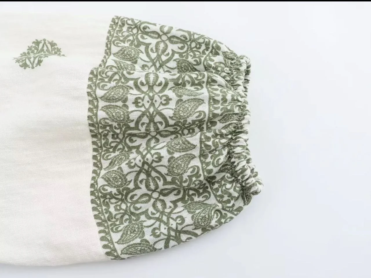 Bella Cotton Summer Top In Off-White - Image 4
