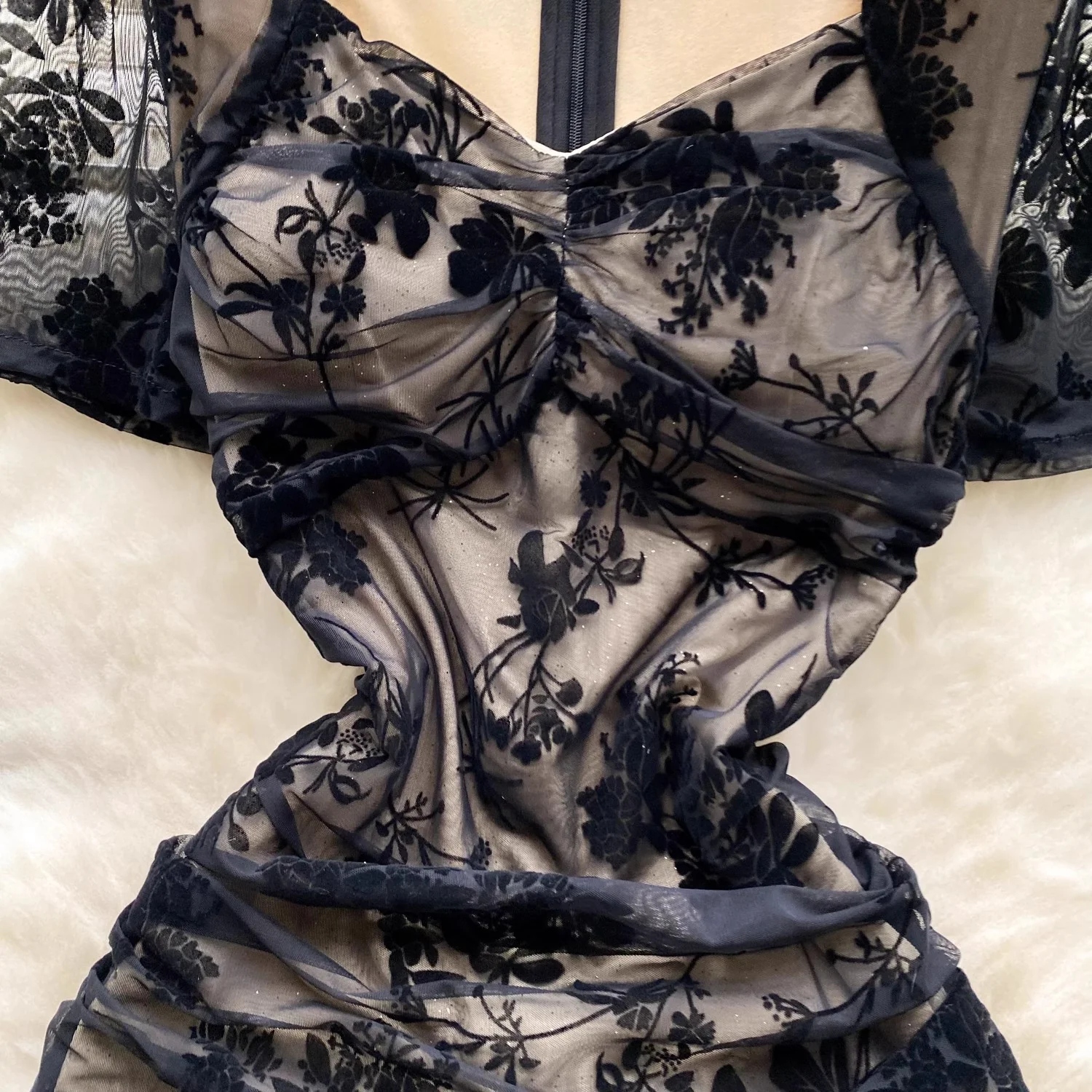 Canan Embossed Floral Padded Dress - Image 3