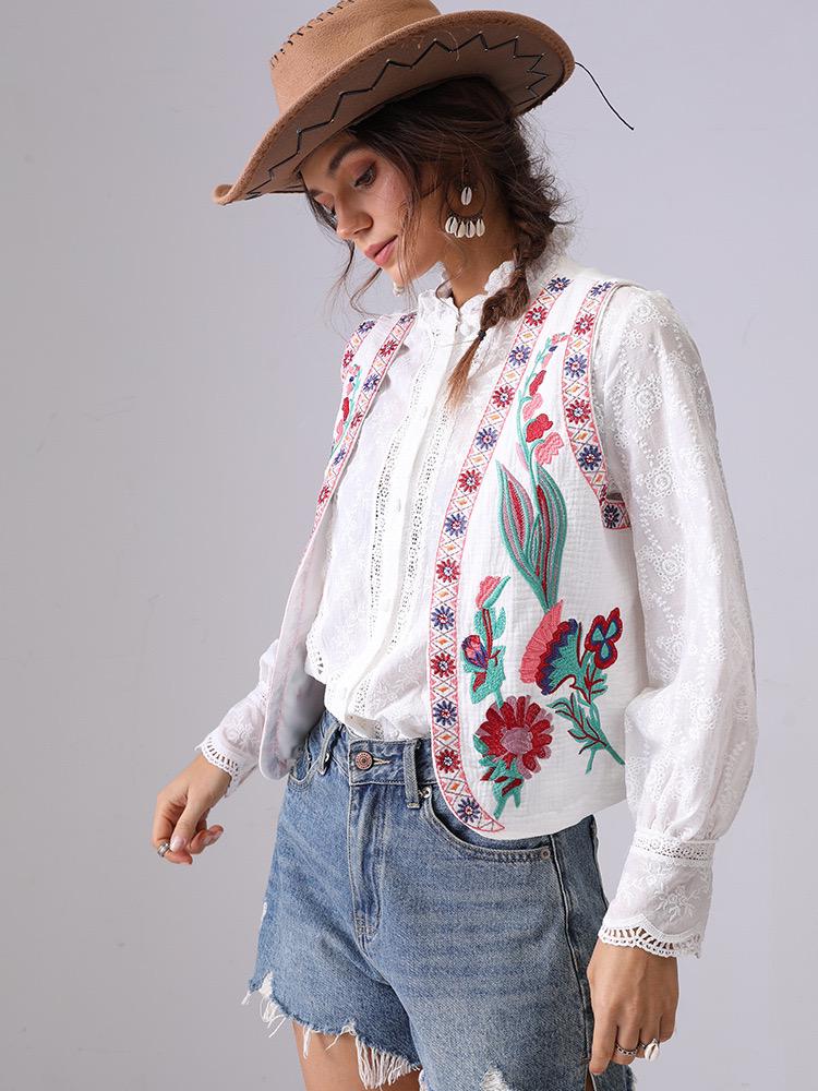 Cari Statement Vest Top In Beige - Image 2