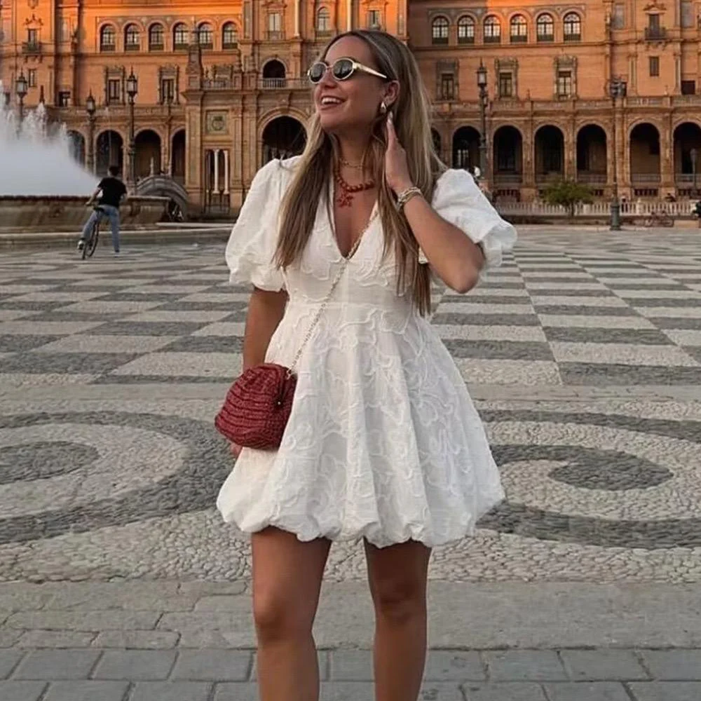 Carly Summer Holiday Dress In White - Image 3