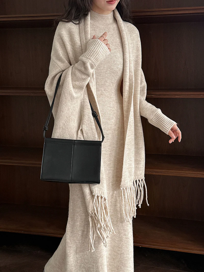 Clelia Luxe Dress With Cape - Image 7
