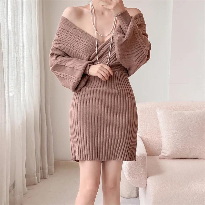 Clio Winter Knitted Dress - Image 4