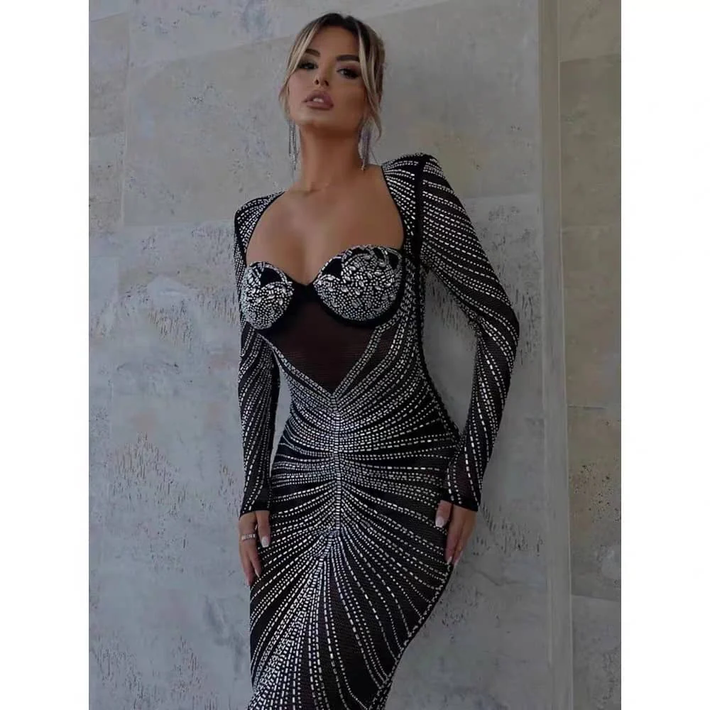 Como Embellished Party Maxi Dress in Black - Image 2