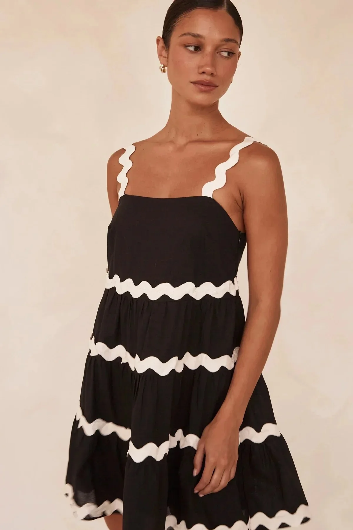 Coya Statement Holiday Dress In Black - Image 2