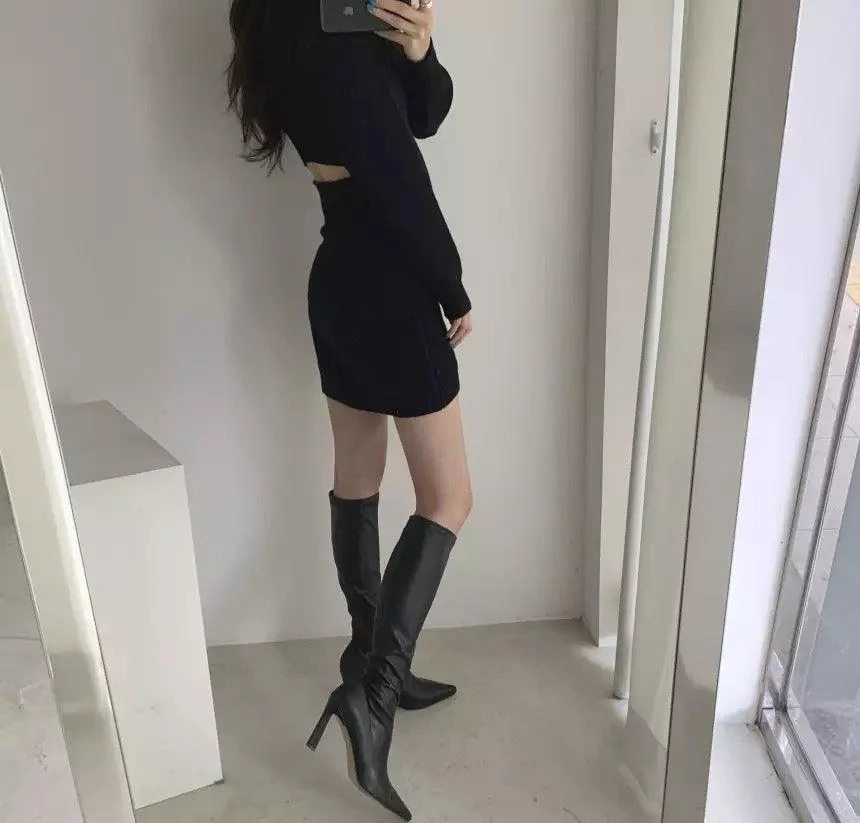 Daisy Statement Winter Dress - Image 6