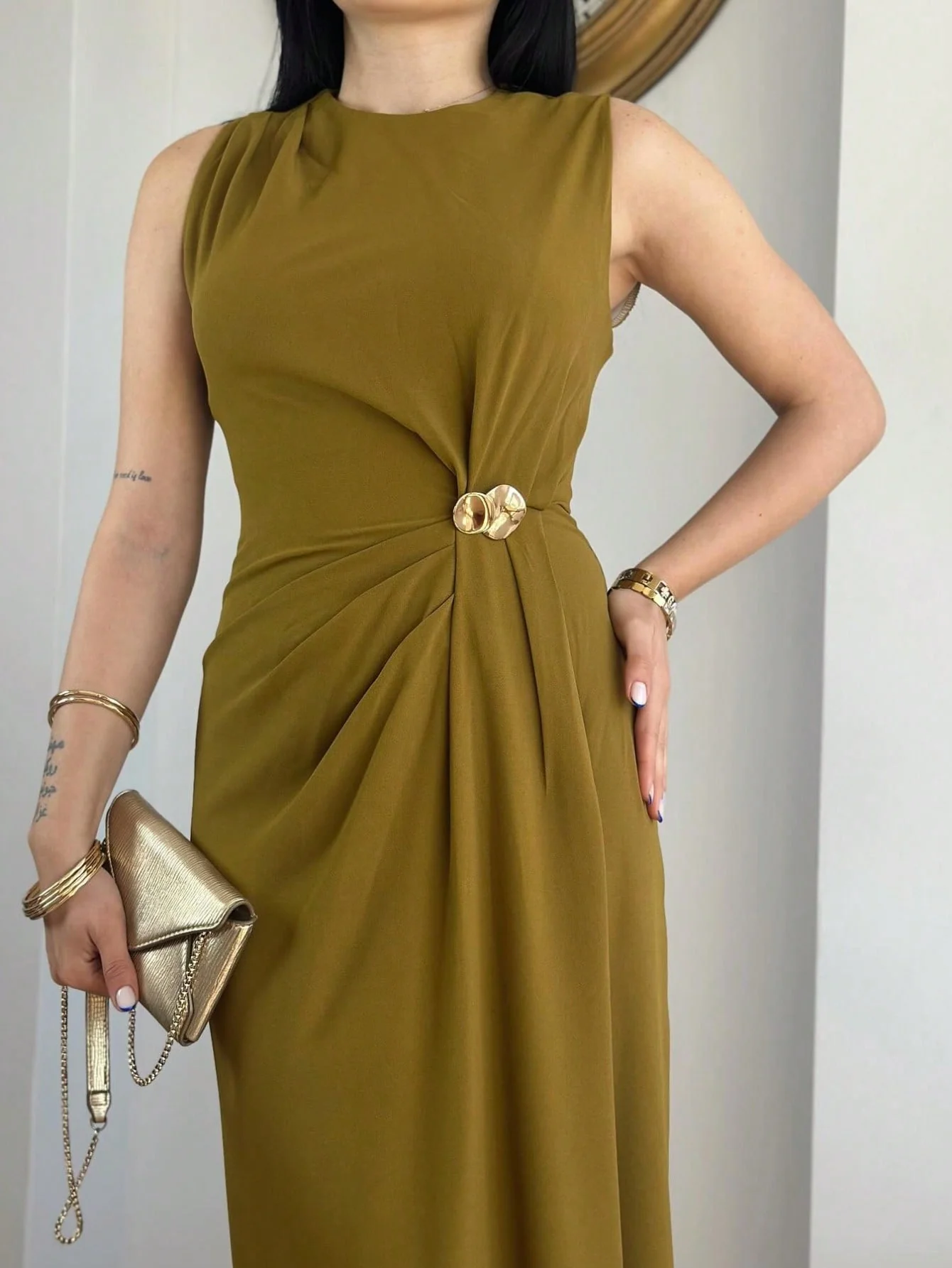 Desmia Luxe Slit Maxi Dress In Olive - Image 4