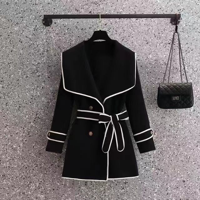 Disbo Oversized Woolen Overcoat - Image 6