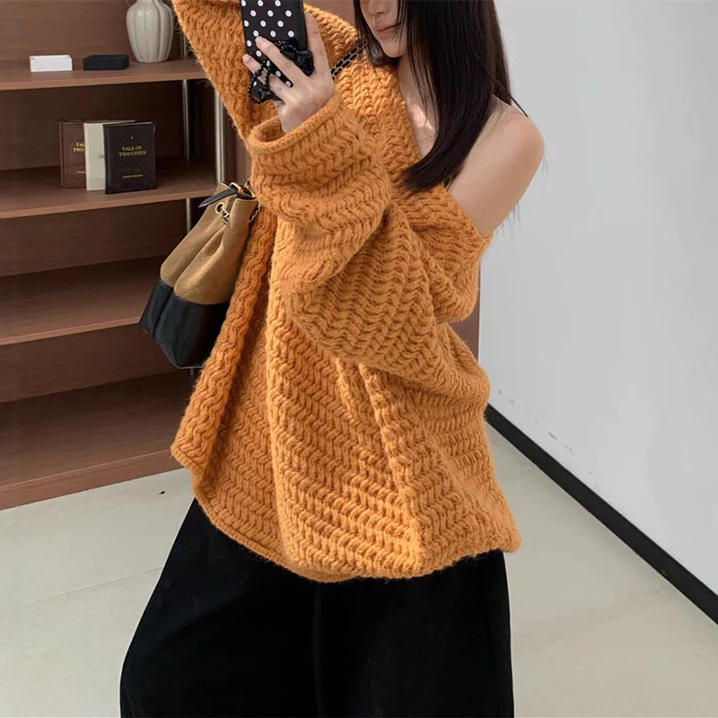 Elisa Luxe Sweater With Belt - Image 7