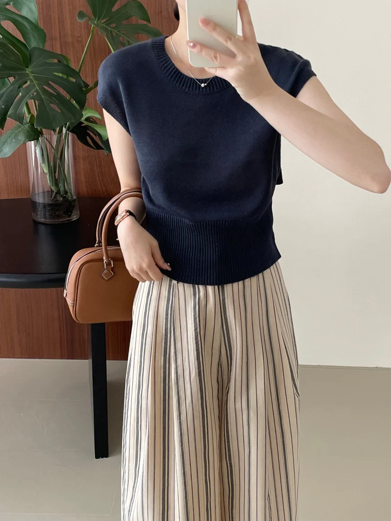 Elon Statement Striped Pants In Beige - Image 5