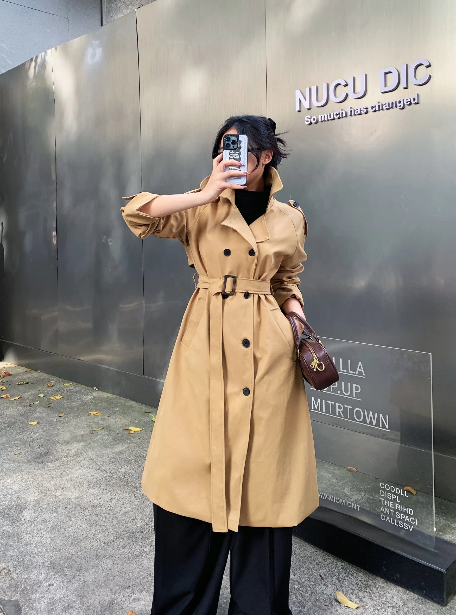 Essie Statement Premium Trenchcoat In Khaki - Image 5