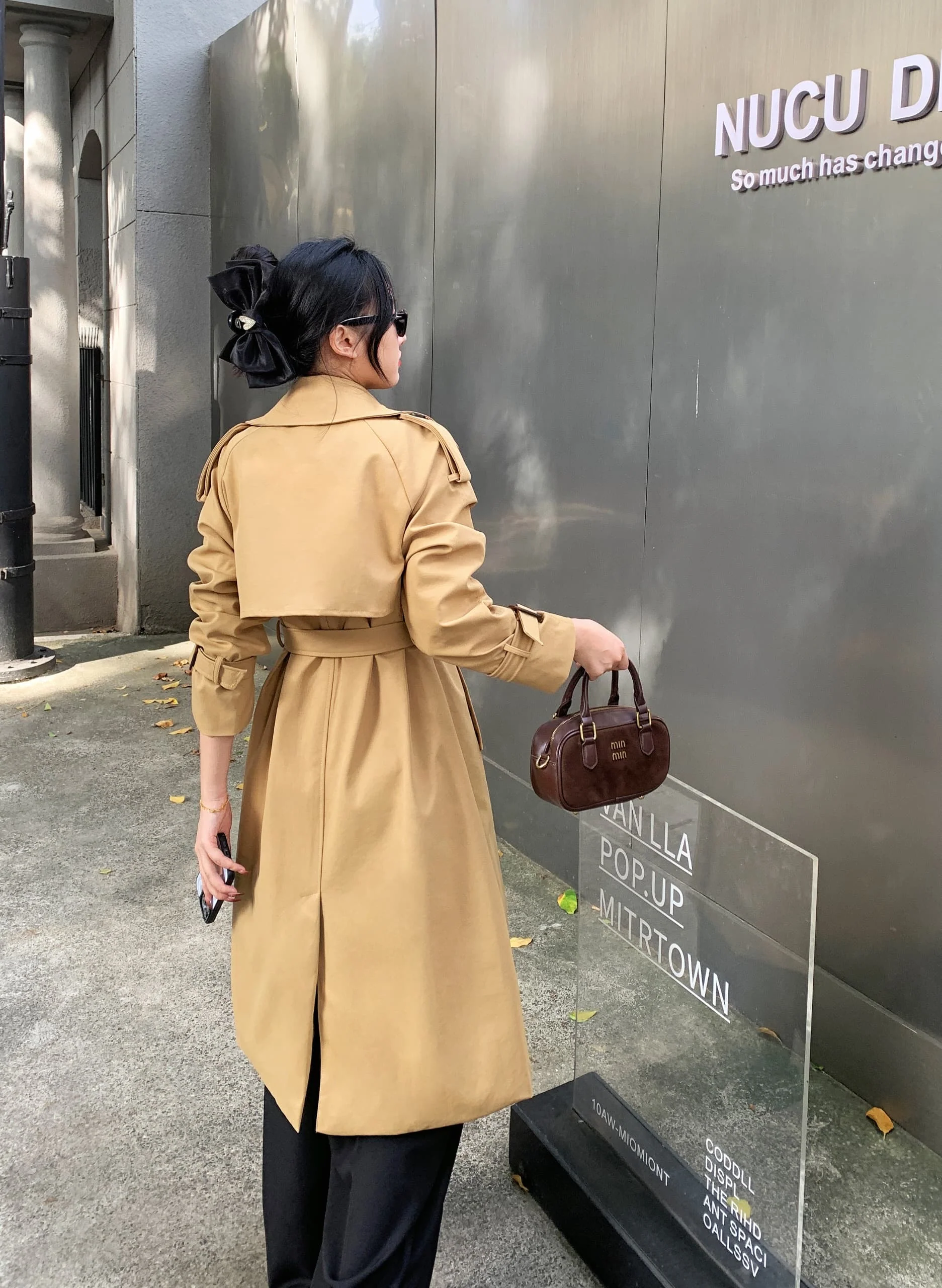 Essie Statement Premium Trenchcoat In Khaki - Image 7