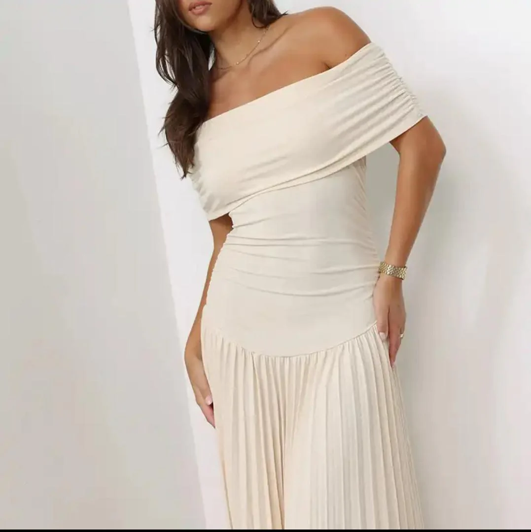 Femi Offshoulder Pleated Maxi Dress In Off-White - Image 4