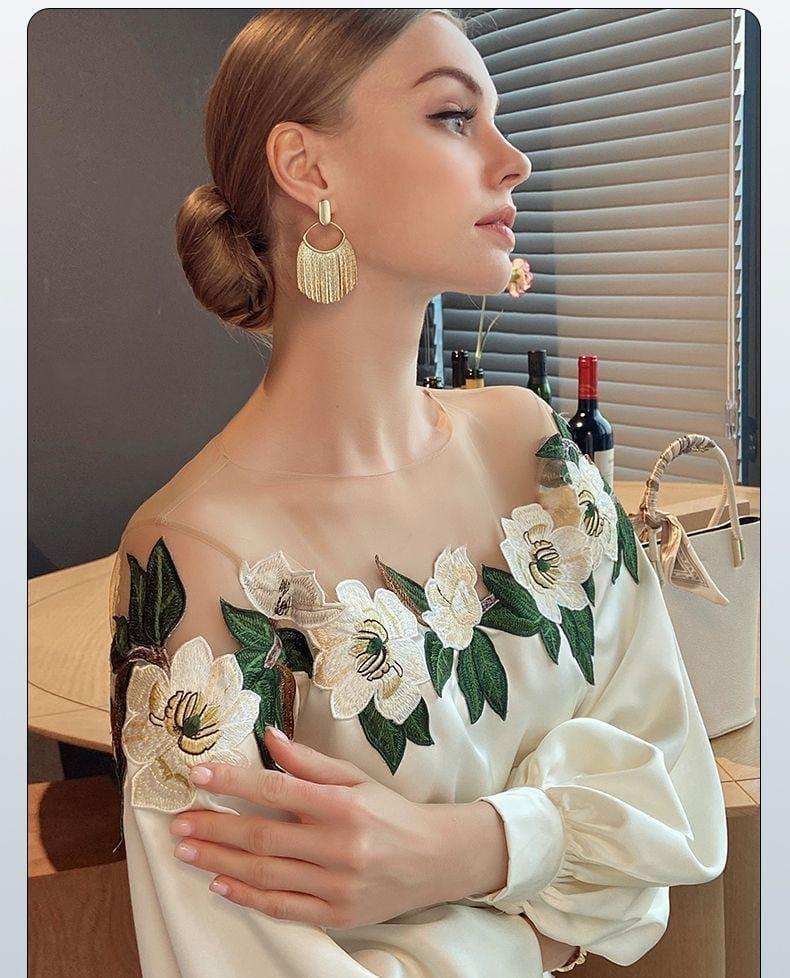 Azalea Floral Statement Top In Off-White - Image 3
