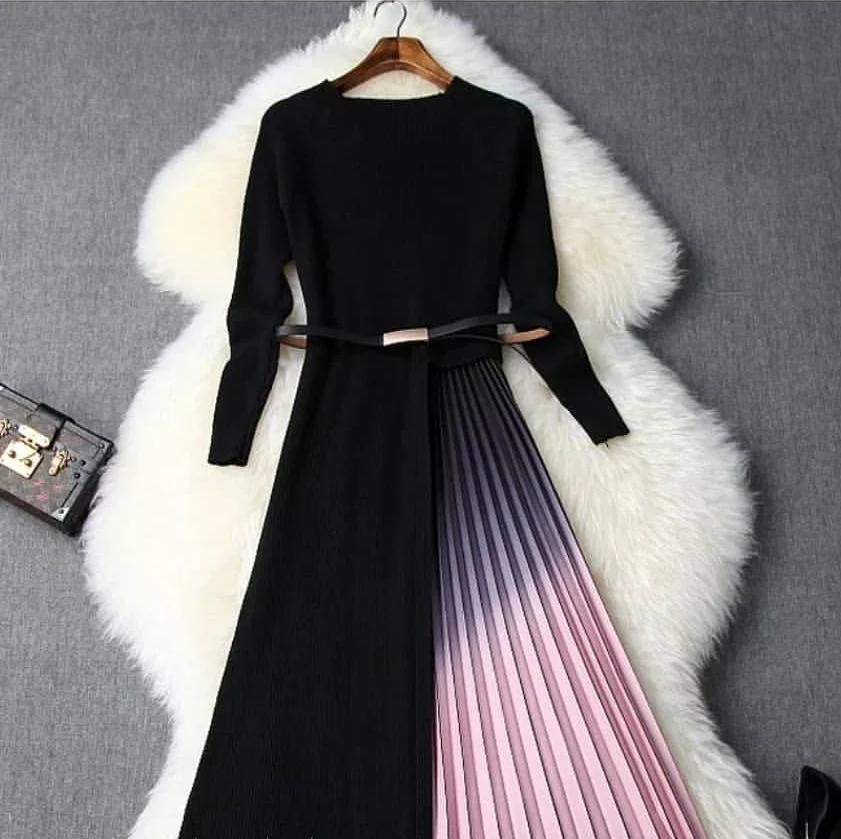 Gradient Pleated Dress in Black - Image 3