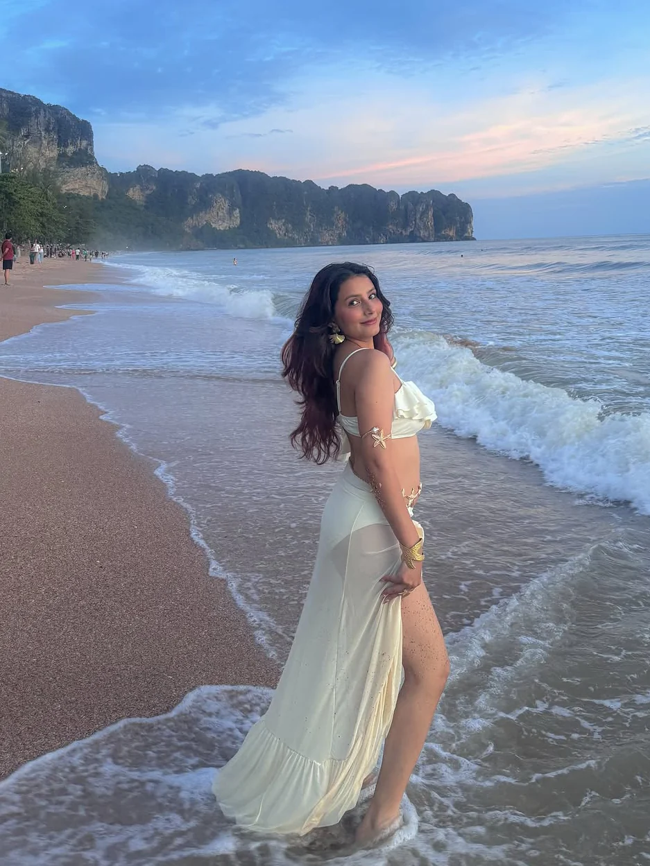 Hannah Swimsuit with Sarong Skirt - Image 3