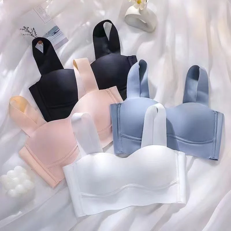 Hela Seamless Bralettes In Grey - Image 3