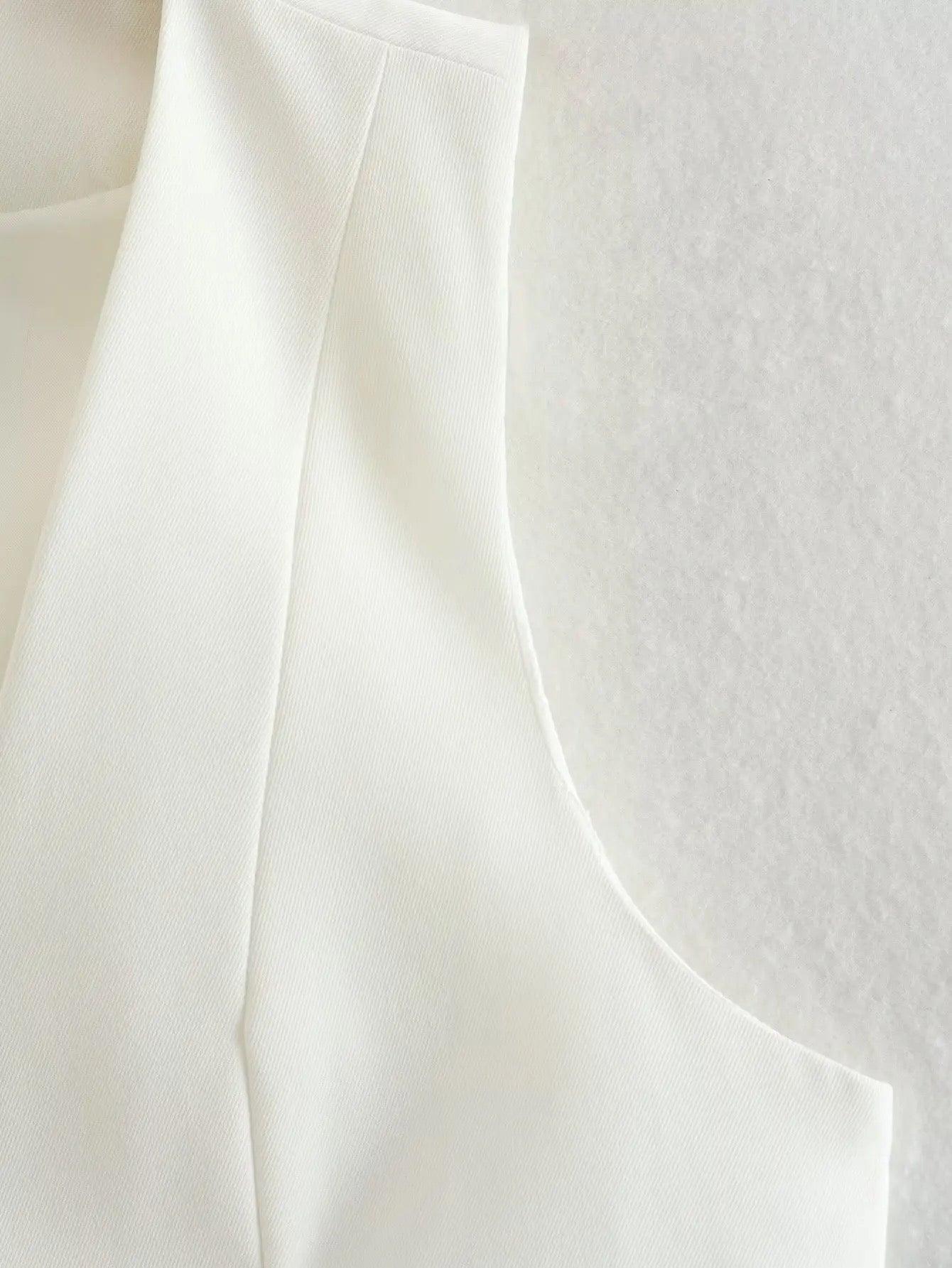 Hubako Statement Vest Tops in White - Image 6