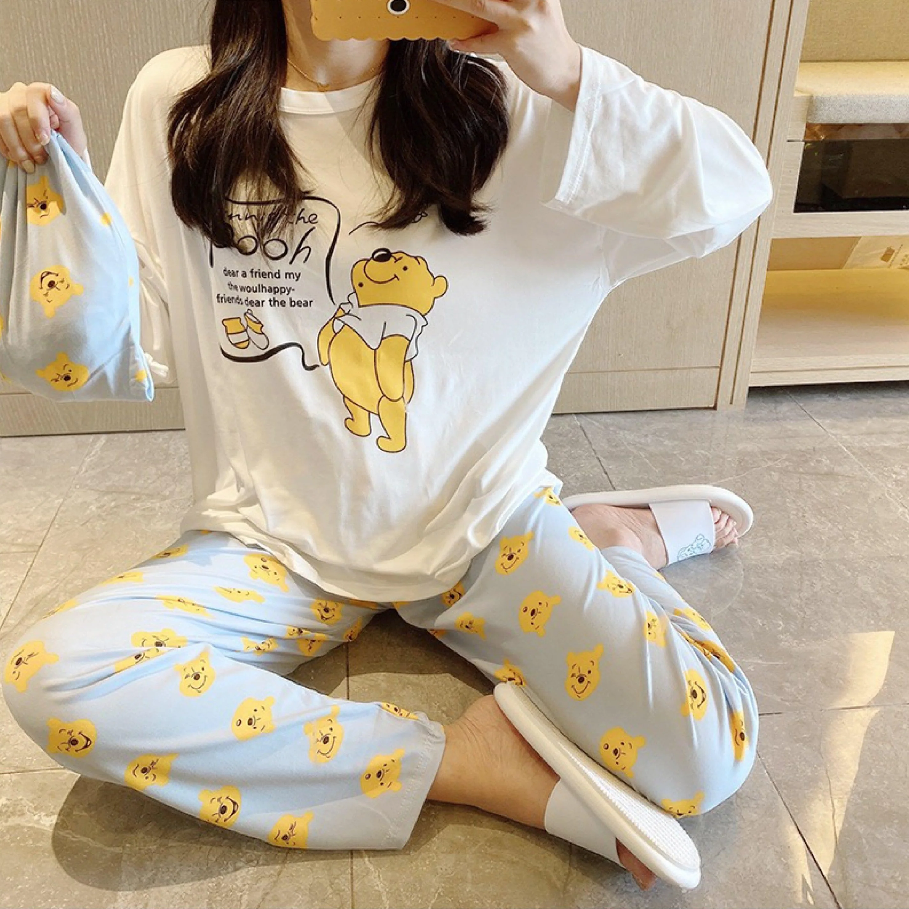 Iris Set of Cotton Nightsuit with Bag - Image 9