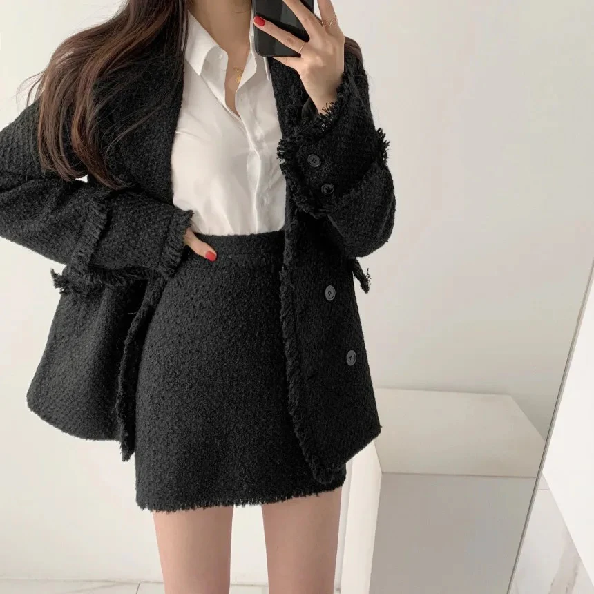 Jamie Tweed 2 Pc Set - Blazer and Skirt - Image 8