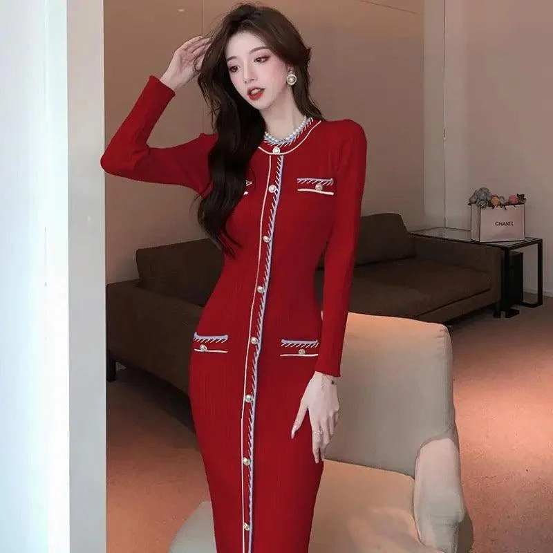 Reller Vintage Woolen Bodycon Dress - Image 3