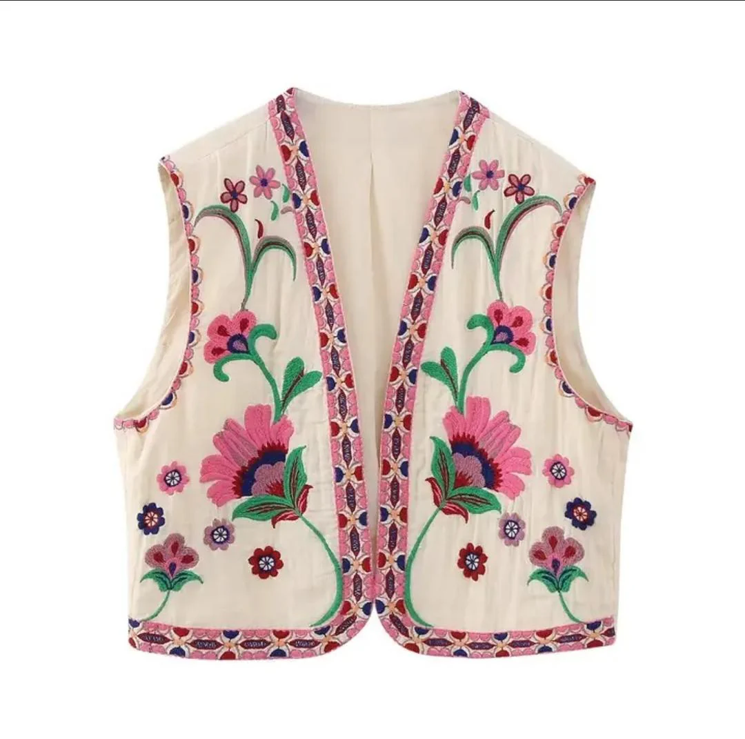 Jeeni Statement Vest Top In Beige - Image 4