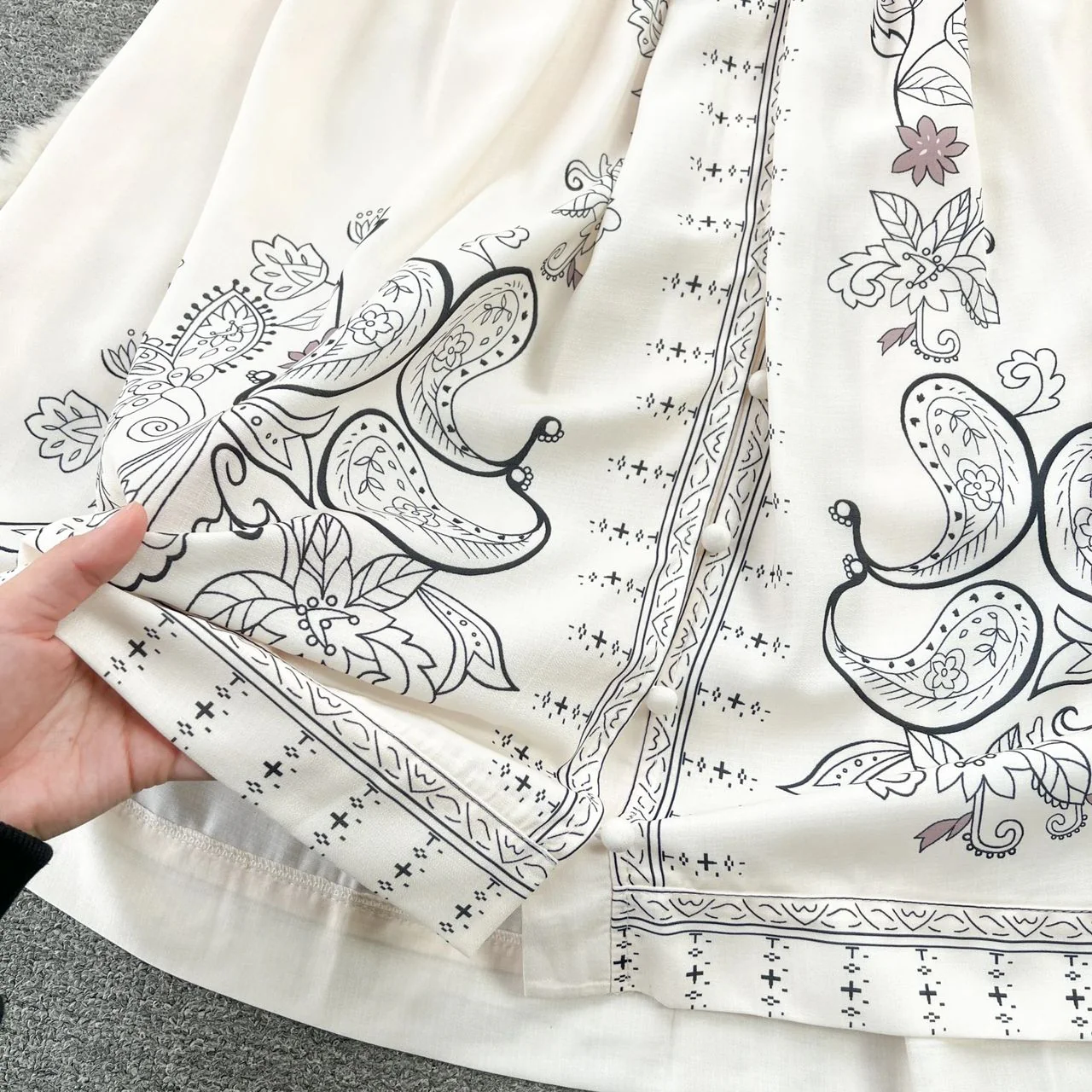 Ebanee Vintage Maxi Dress - Image 6