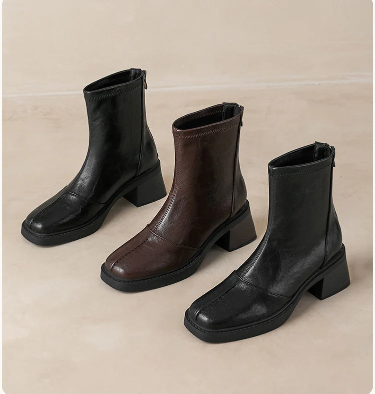 Lily Ankle Chelsea Boots - Image 4