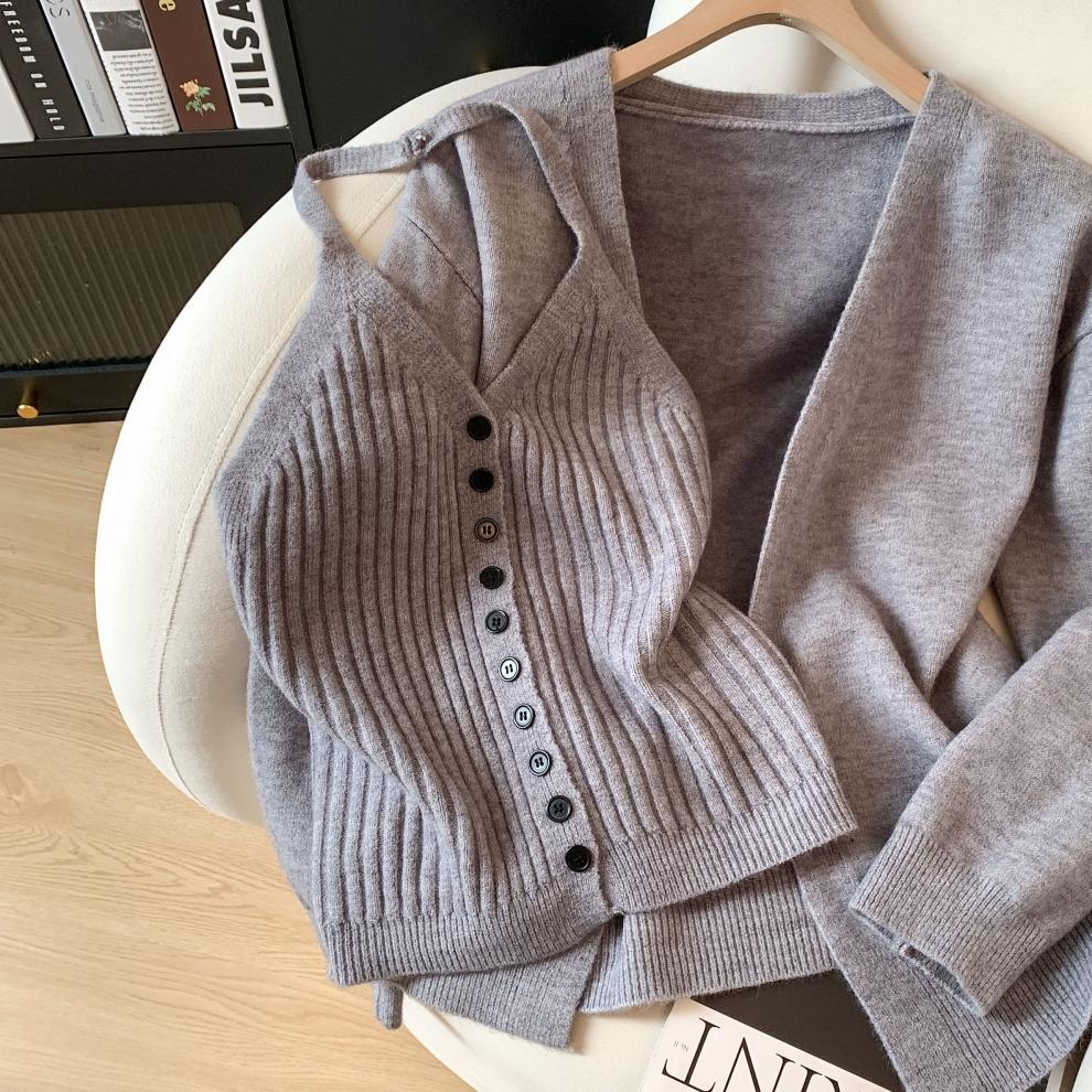 Lior Woolen Top With Cape Sweater - Image 3