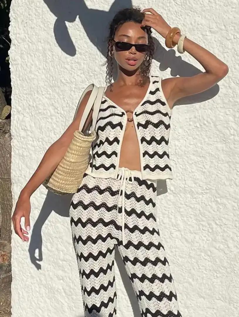 Lizale Luxe Soft Knit Coord Set In White - Image 2