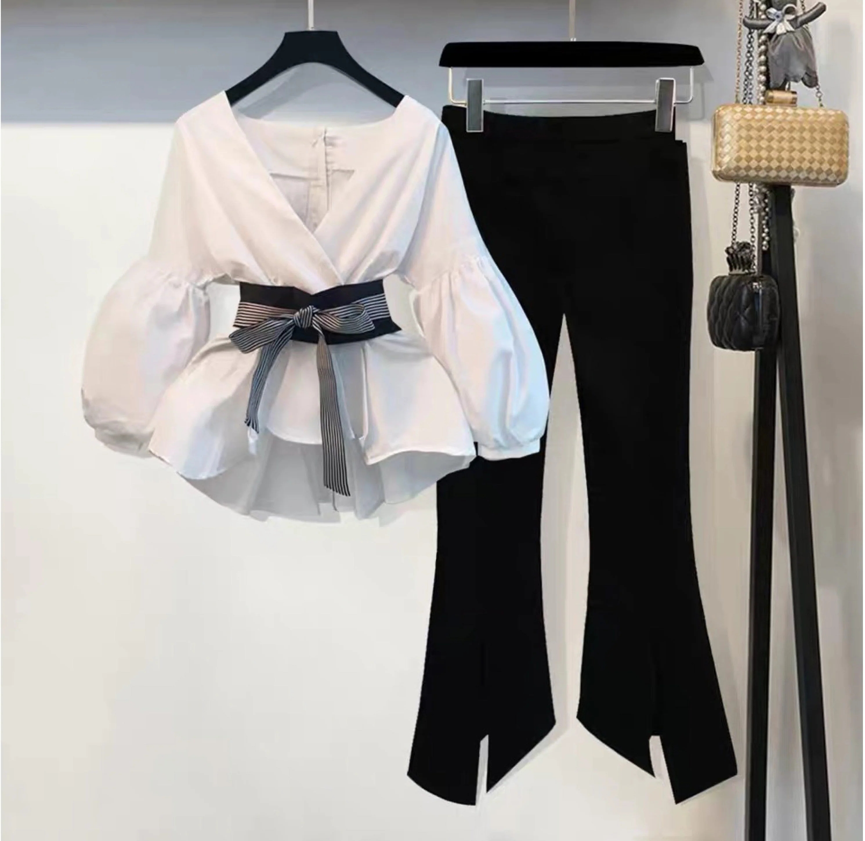 Luxury Bubble Sleeve Top with Pants - Image 2