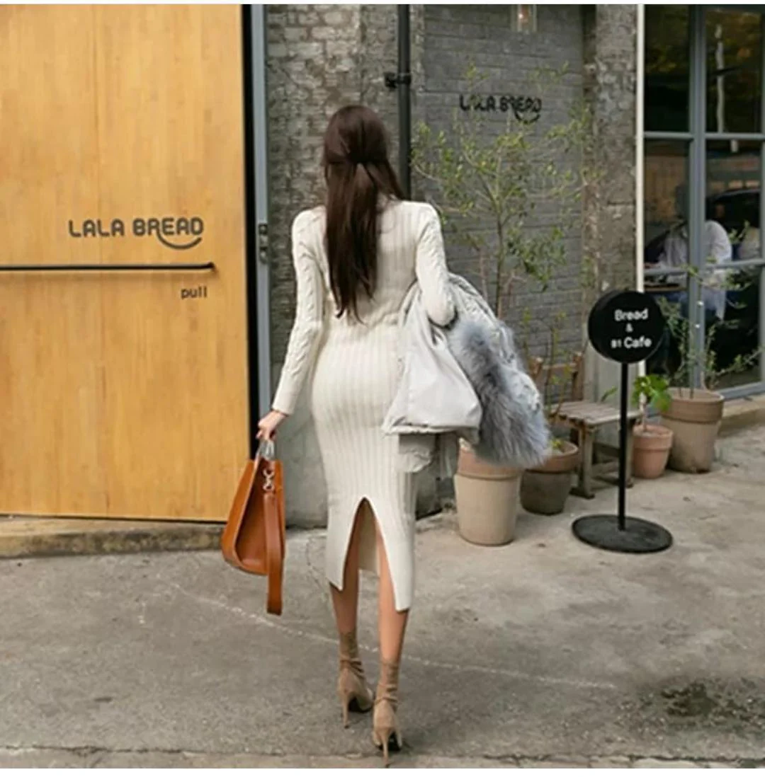 Bradshaw Luxury Knitted Dress - Image 8
