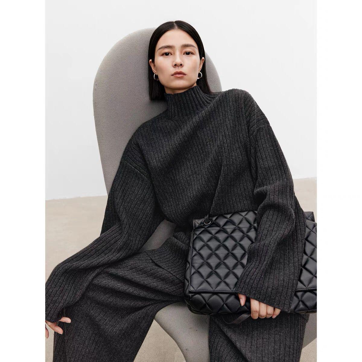 Lydia Luxe Winter Trackset - Image 4