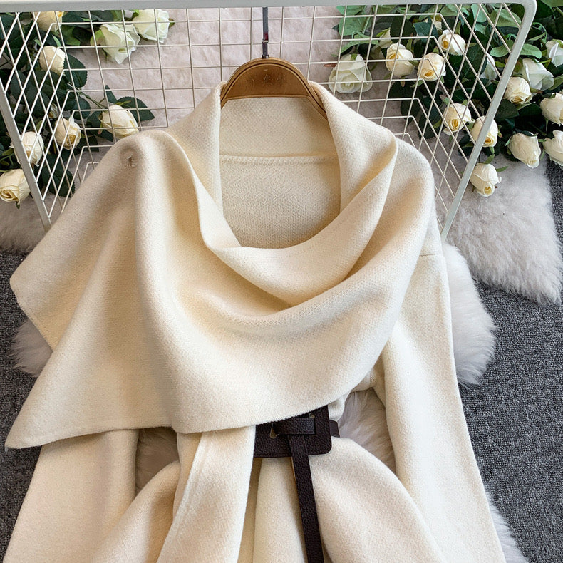Maddox Luxe Winter Cape With Belt - Image 10