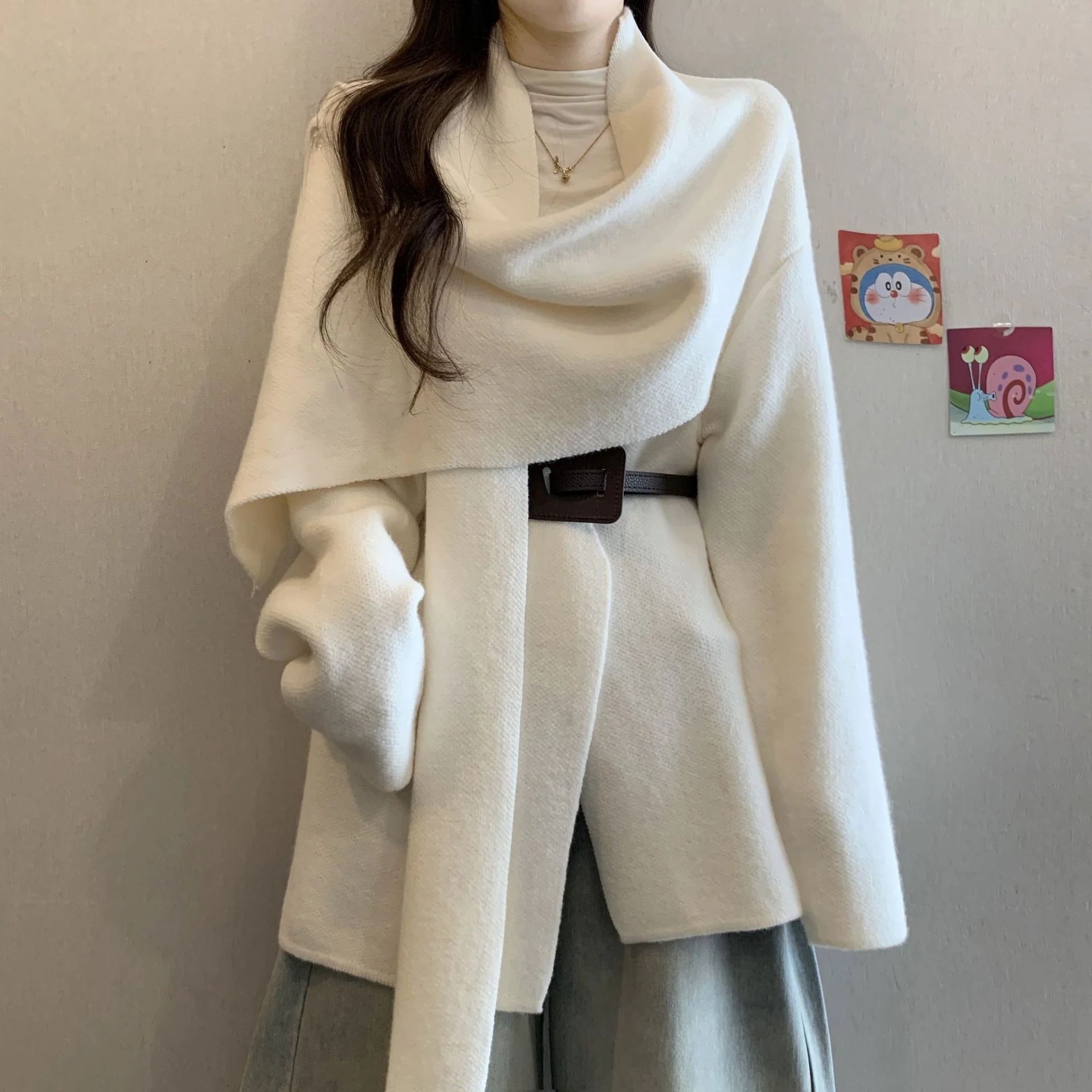 Maddox Luxe Winter Cape With Belt - Image 4