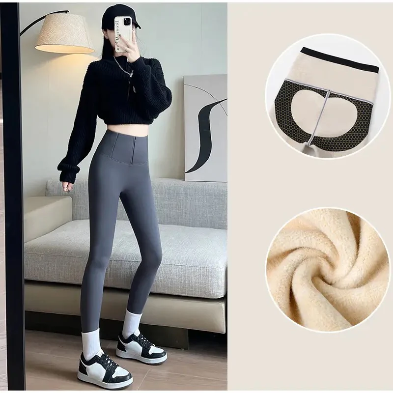 Martha Slimming Premium Fleece Leggings with Buttons - Image 5