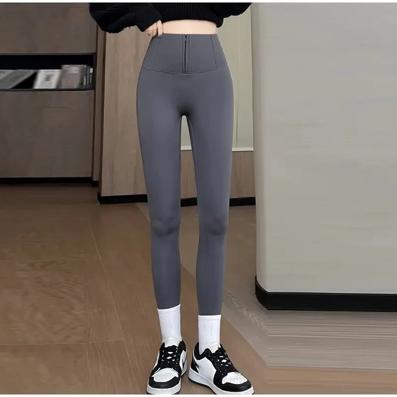 Martha Slimming Premium Fleece Leggings with Buttons - Image 7