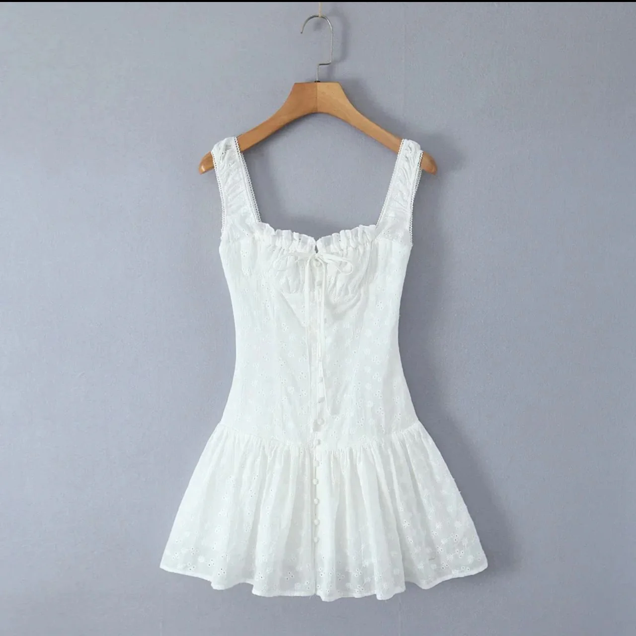 Miara Summer Mini Dress In White - Image 5