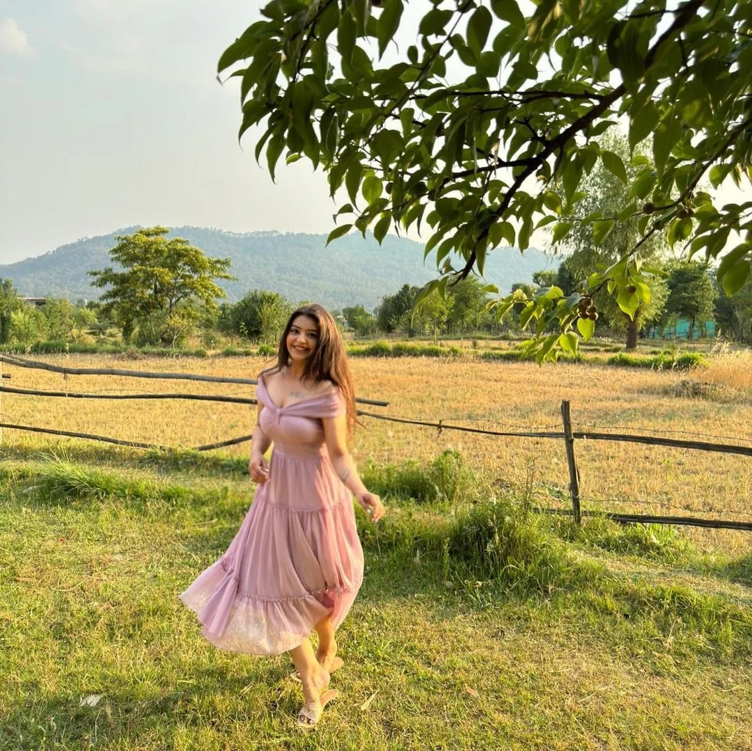 Milan Luxury Dress In Lilac - Image 3