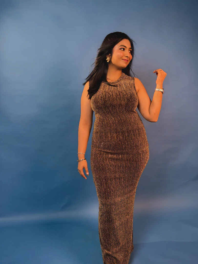 Miro Sequined Party Maxi Dress in Gold - Image 3