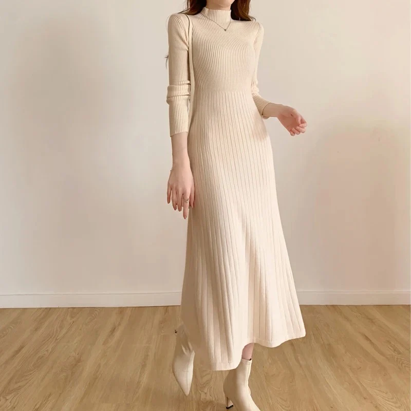 Misty Premium Woolen Knitted Midi Dress - Image 4