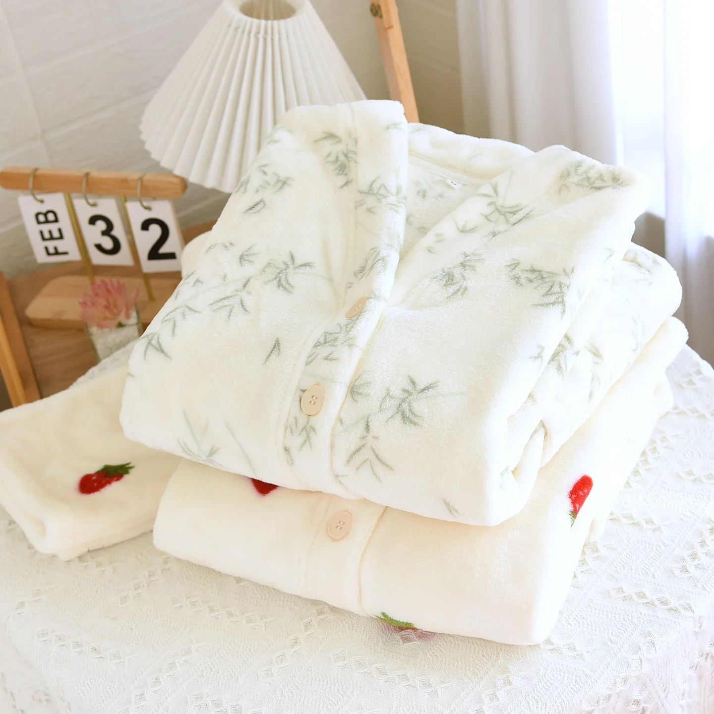 Moana Tropical Fleece Nightsuit In Off White - Image 2
