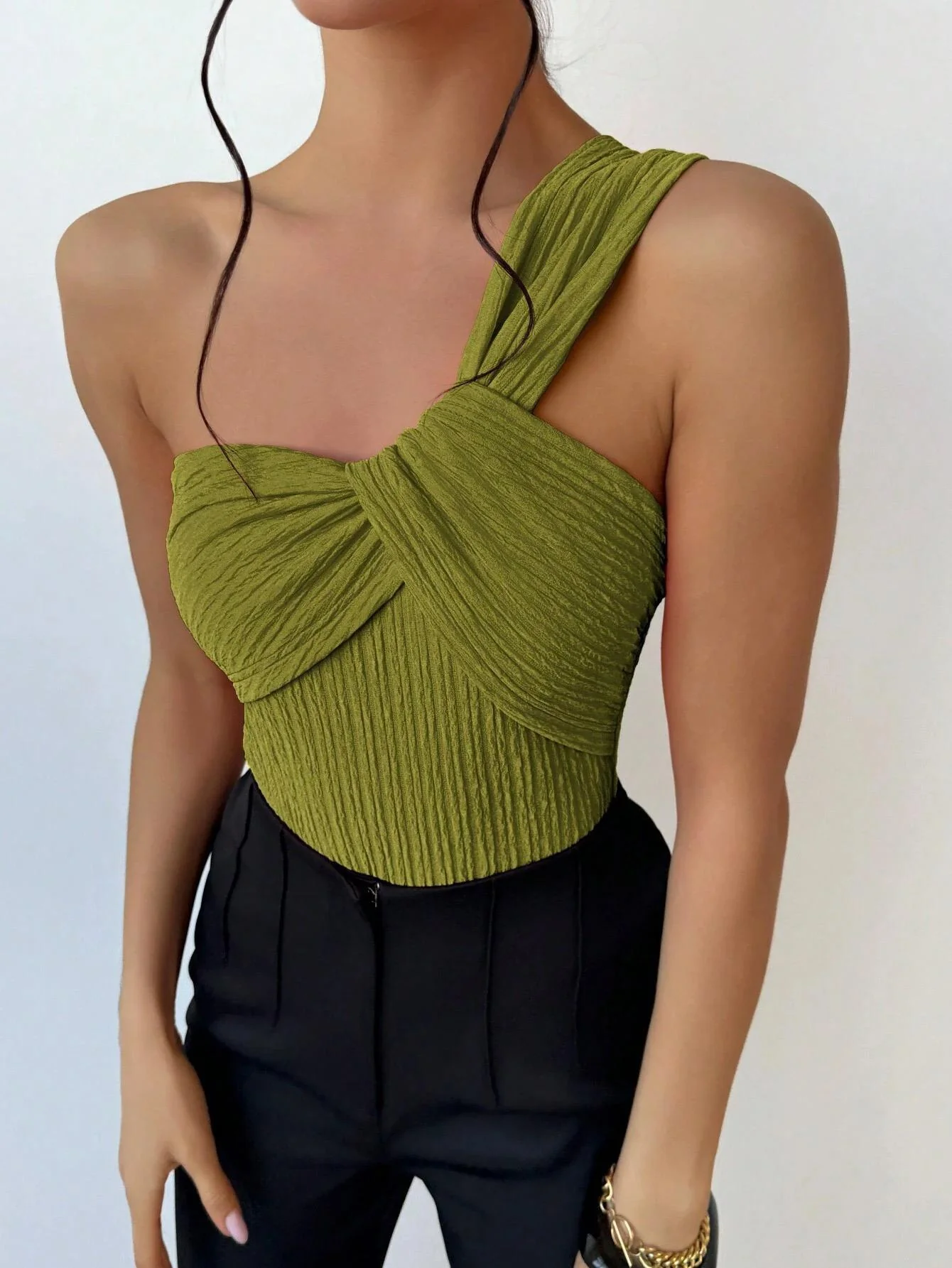 Neo One Shoulder Bodysuit In Green - Image 2
